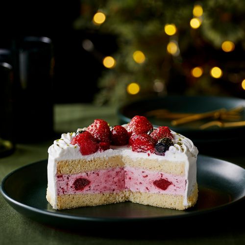【送料無料】クリスマスのためのベリーと米粉のケーキ（ホール）