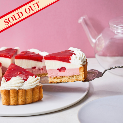 【限定品】苺のレアチーズケーキ（カット済）
