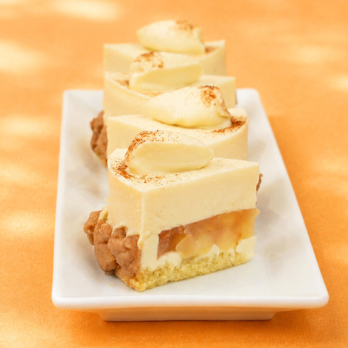 【限定品】紅はるかとりんごのムースケーキ（カット済）